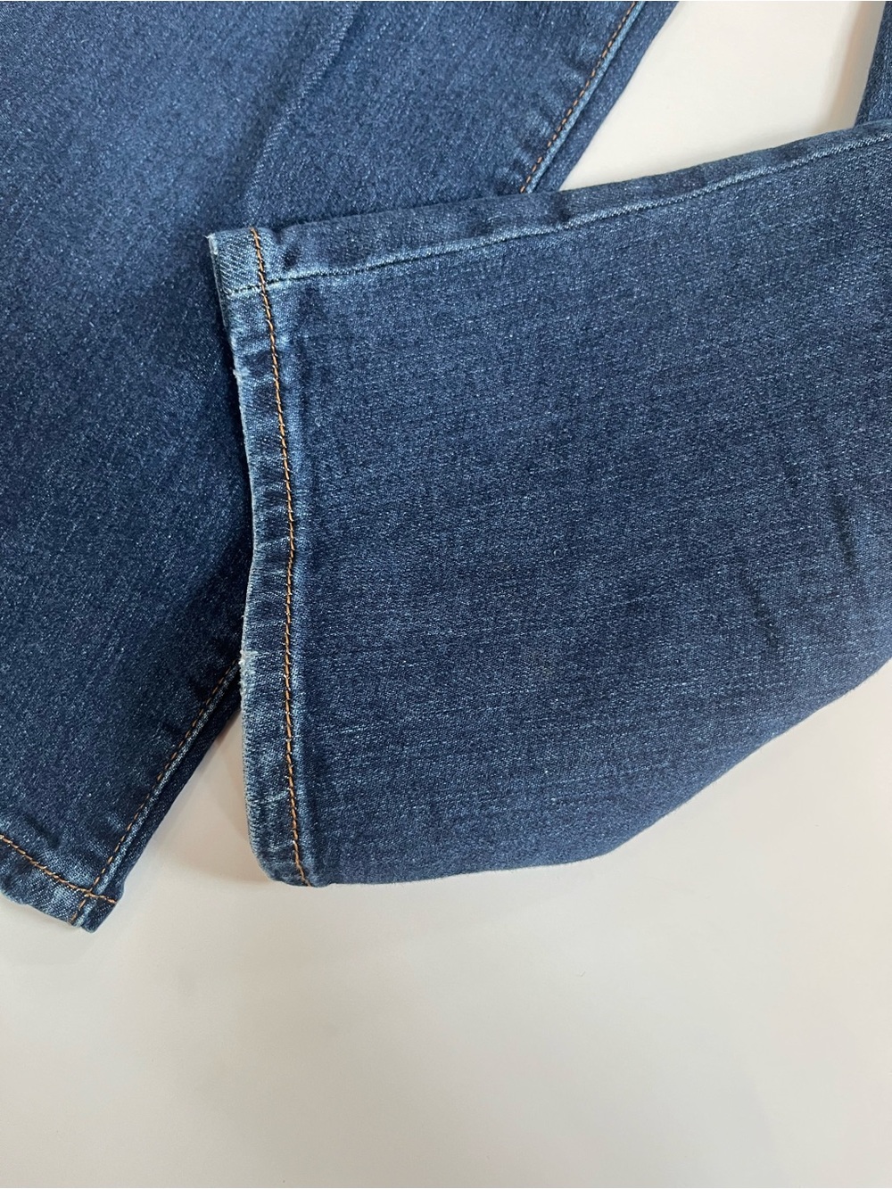 Levi's Indigo Wash Wide Ribcage Straight Ankle Cropped High Rise Denim Jeans - Picture 8 of 12
